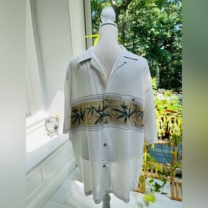 Hilo Hattie Men’s resort shirt